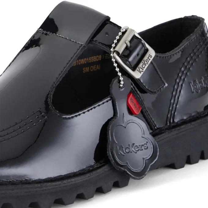Kick T-Bar für Damen aus Lackleder, schwarz Kick T-Bar für Damen aus Lackleder, schwarz